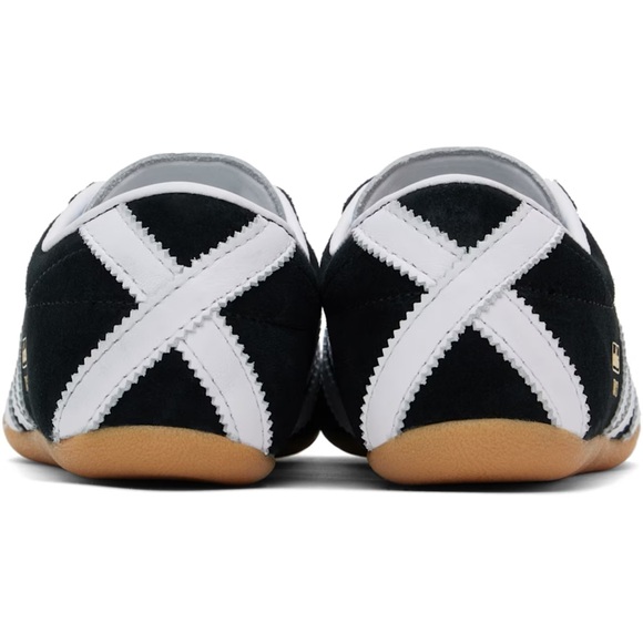 NIB ADIDAS ORIGINALS BLACK SNEAKERS (8) - Picture 4 of 17